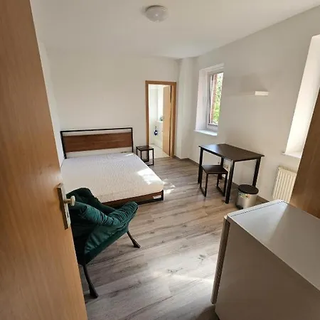 Neu Renoviert Private Mit Bad Und Küche Gasthof Rostock